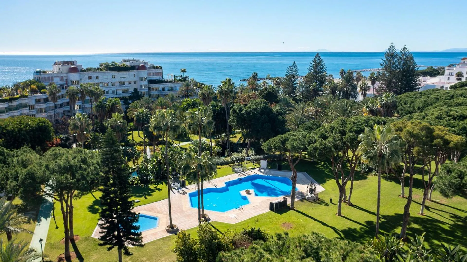 Apartment Modern 2 Bedroom Apartment, With Sea Views, In Playas Del Duque - Puerto Banus Marbella