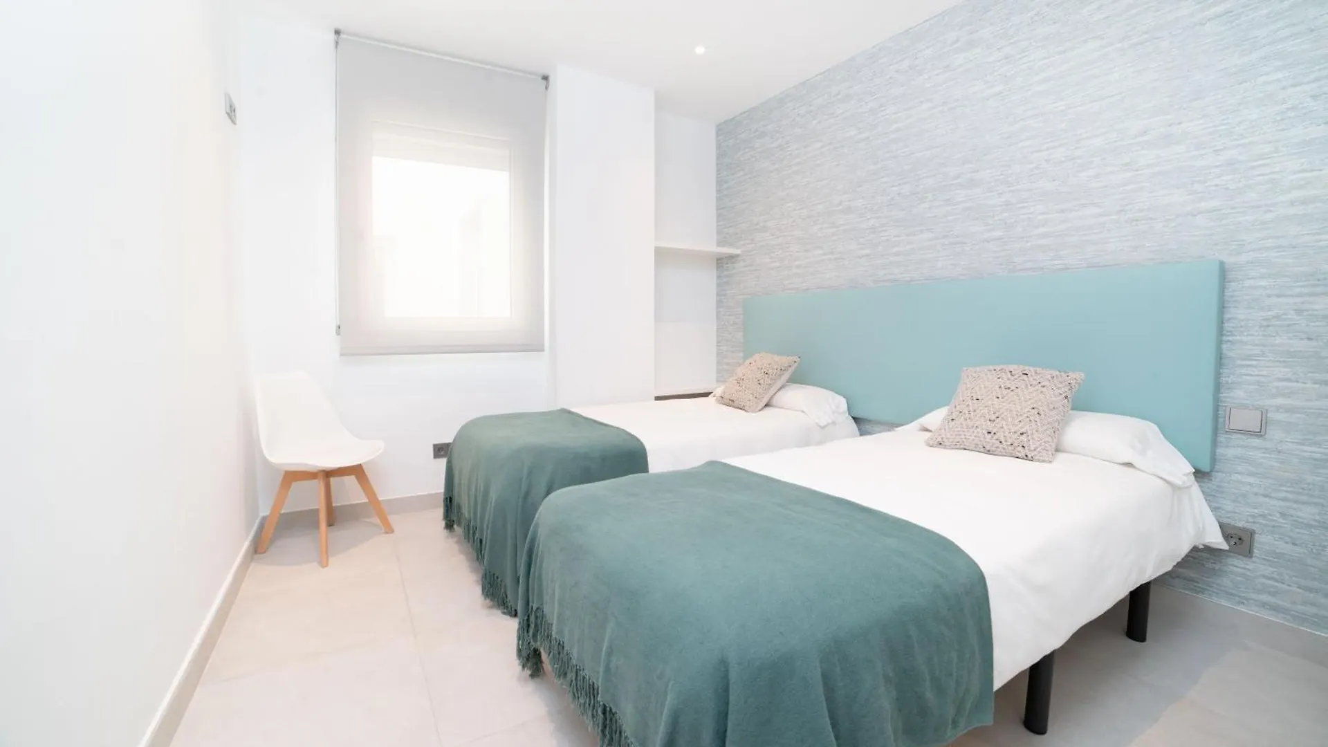 Apartment Modern 2 Bedroom Apartment, With Sea Views, In Playas Del Duque - Puerto Banus Marbella