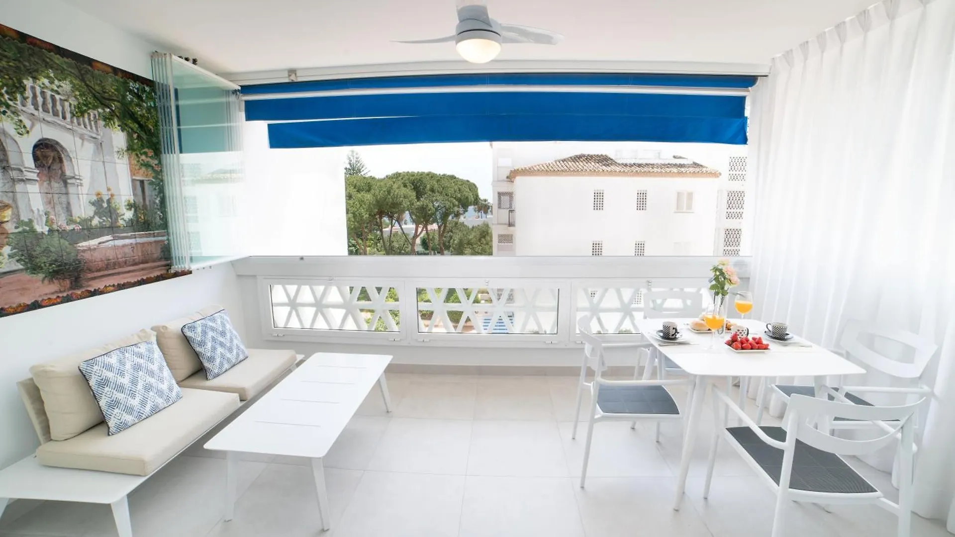 Modern 2 Bedroom Apartment, With Sea Views, In Playas Del Duque - Puerto Banus Marbella Spain