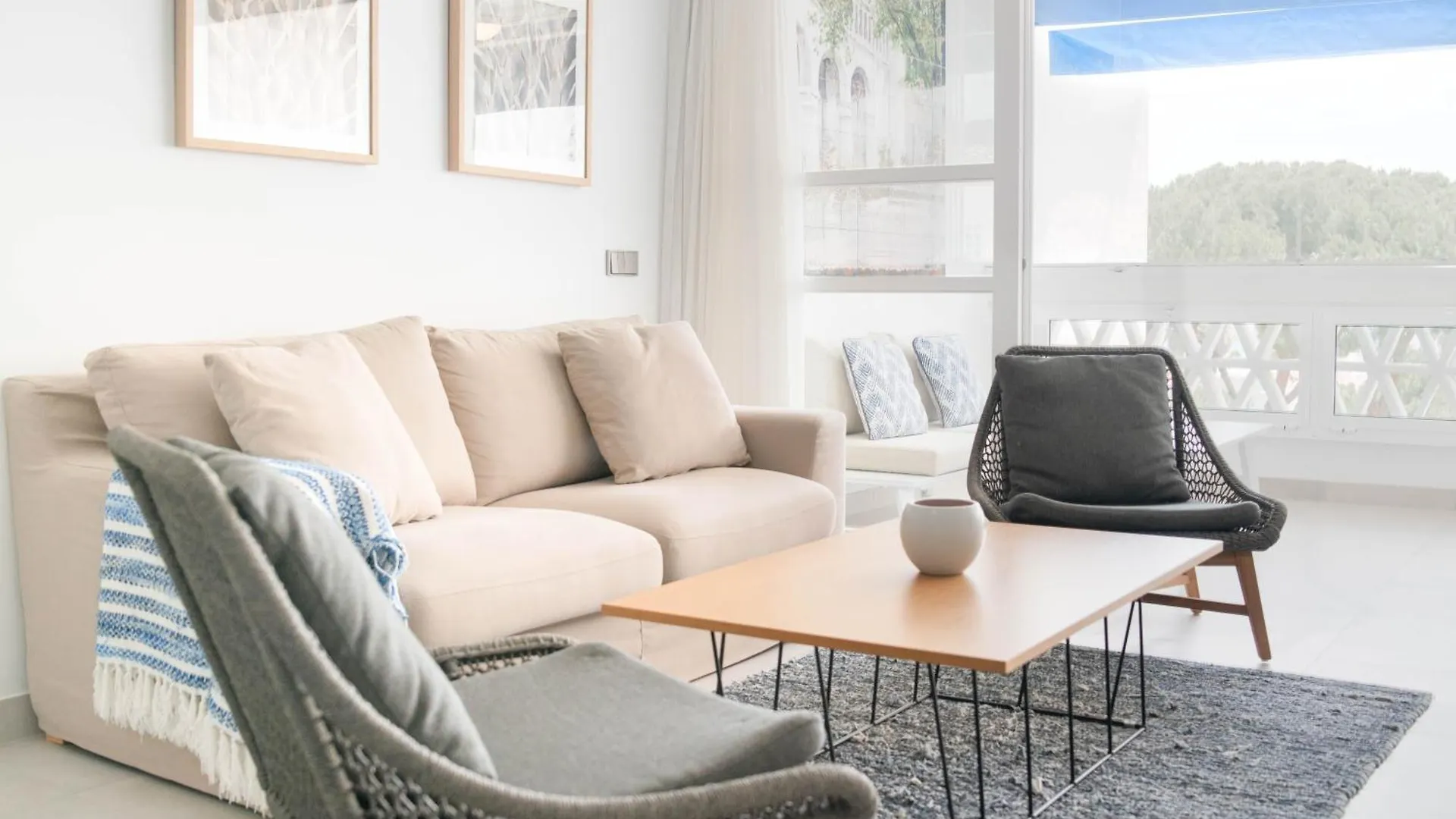 Modern 2 Bedroom Apartment, With Sea Views, In Playas Del Duque - Puerto Banus Marbella Apartment